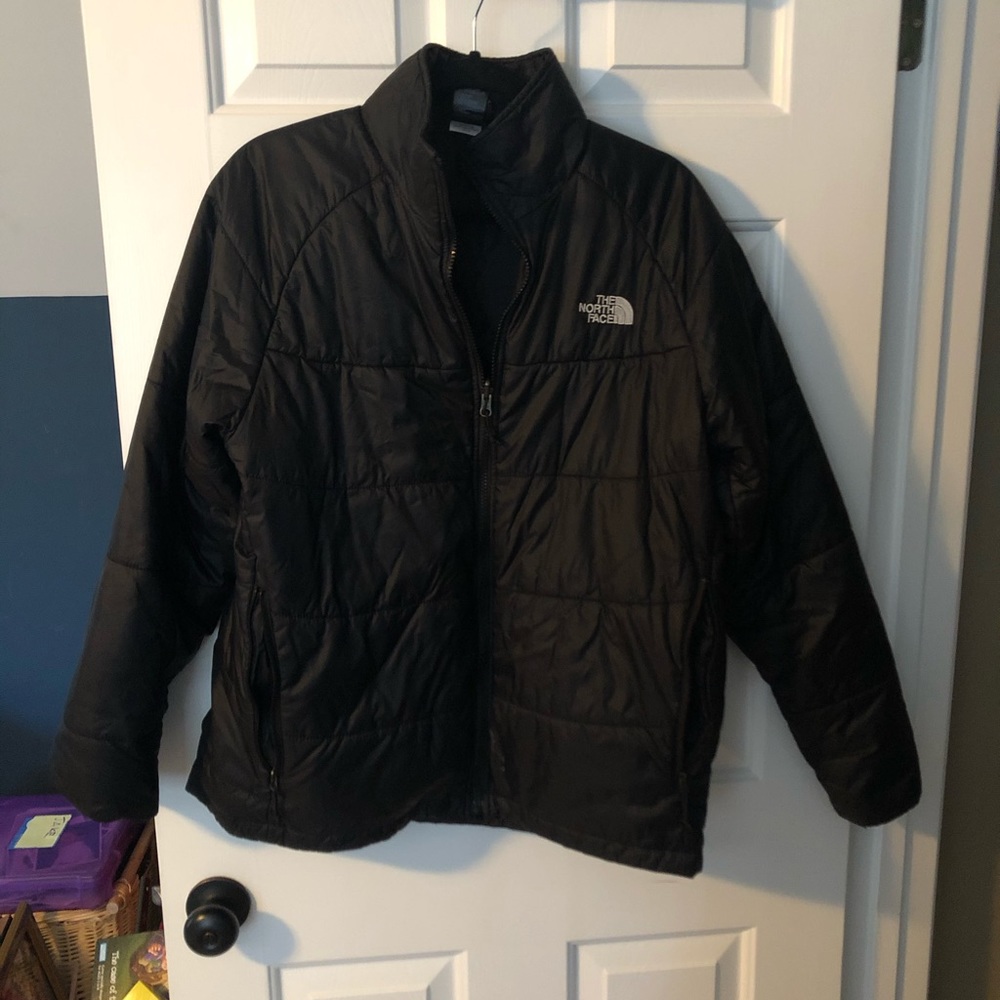 Black lightweight puffer jacket